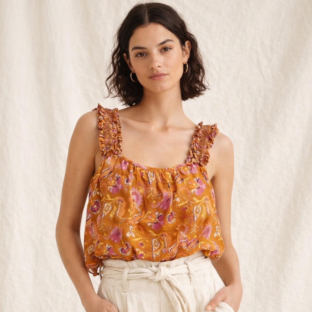 Xirena Wanderlust rust and pink floral gauze ruffle smocked tank top size M